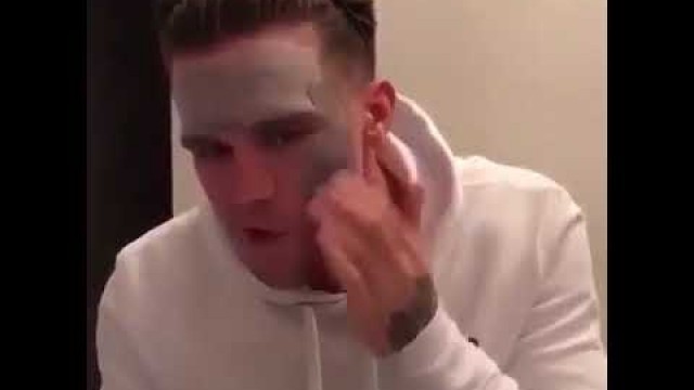 'Gaz Beadle using Give Me Cosmetics Bubble Mask'