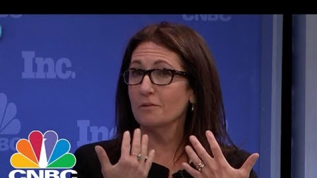 'Bobbi Brown On Her Makeup Line, Wellness, Entrepreneurship, Social Media Marketing (Full) | CNBC'