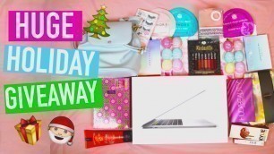 'HUGE Holiday/Christmas Giveaway 2017! (Macbook, Kylie Cosmetics, Sephora, EOS, Forever 21 & more!)'