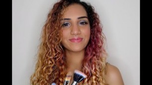 'THE VINTAGE COSMETICS COMPANY | MAKEUP TUTORIAL | Travel makeup bag | GEHNA ADVANI'