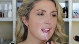 'Smitten Cosmetics Smitten Nude Lingerie Lip Paint Application Demo'