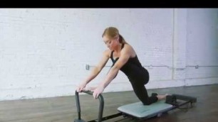 'AeroPilates Reformer 287 - Adjustable resistance with 3 heavy-duty, elastic bungee cords'