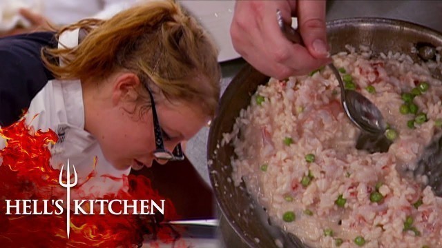 'Rochelle Catches Gordon\'s Tricks | Hell\'s Kitchen'