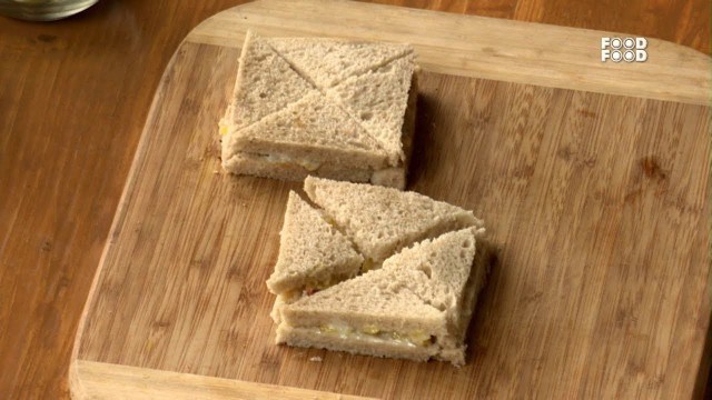 'Chunky Pineapple Sandwiches - Mummy Ka Magic'