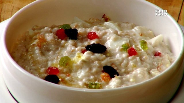 'Oats With Soft Eggs - Mummy Ka magic'