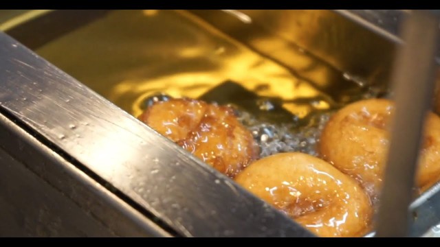 'World Food Trucks | Javi Mini Donuts | Episode 45'