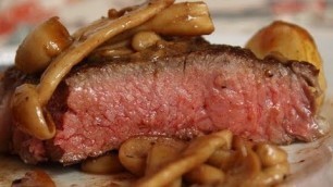 'Sous Vide NY Strip Steak - Stove-Top Sous Vide Steak with Mushrooms Recipe'