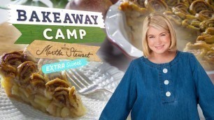 'Martha Stewart Shares Her Tips and Tricks for the Perfect Pie Crusts | Bakeaway Camp | Food Network'