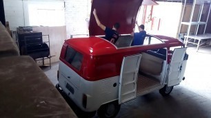 'Amateur builder VW Kombi Clipper 1990 Food Truck Transformation, Tiny Restaurant (time lapse)'