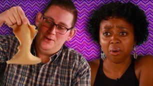 'People Eat Ethiopian Food For The First Time'