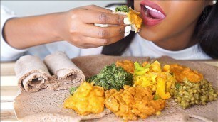 'ASMR ETHIOPIAN FOOD MUKBANG (Injera, Yemisir Wot, Tikile Gomen, Shiro, Vegie Combo) *No Talking'