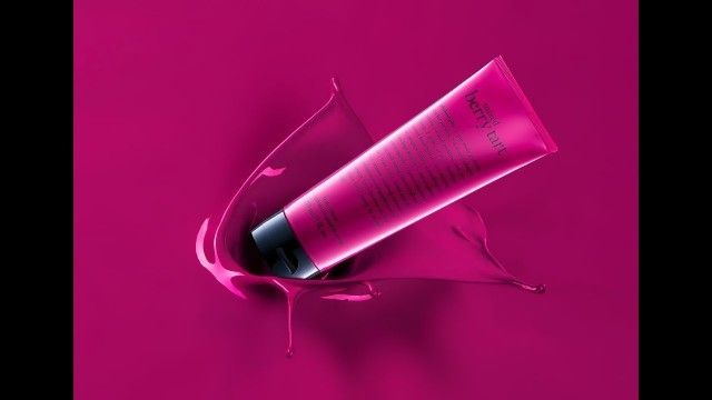 Introduction to Advertising Cosmetic Splash Photography Course for Professionals