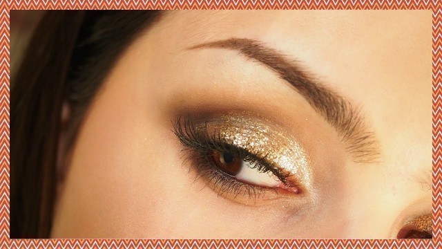 '❤️MAC Gold Glitter- Holiday Party Makeup Tutorial!❤️'