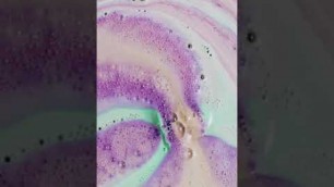 'Lush Cosmetics: Luxe Bath Bomb'