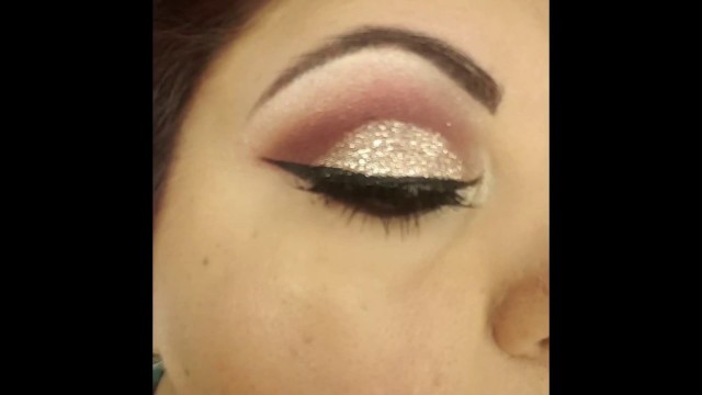 'Stila Cosmetics Kitten Karma glitter shadow'