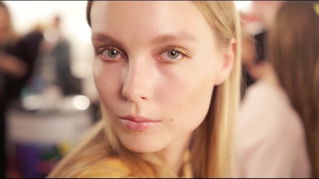 'GET THE LOOK: How to Apply Glitter & Glow | Stila Cosmetics'