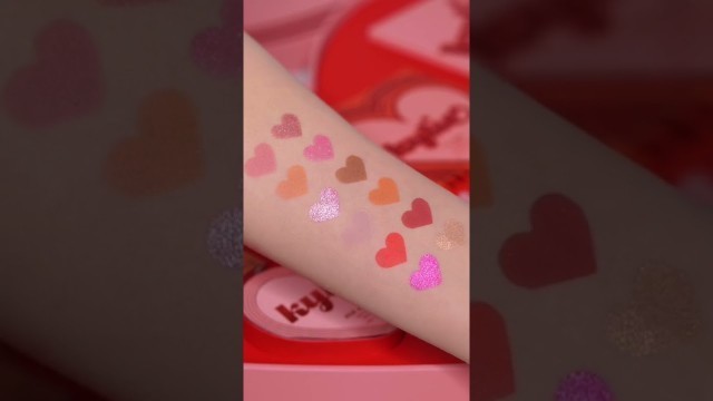 '#kyliecosmetics New Valentine’s Collection! 