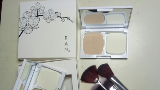 'RAN compact Powder (Bedak MUA) - Beli di shopee . Unboxing Makeup.'