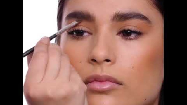 'Comment définir et sculpter vos sourcils ? | M•A•C Cosmetics France'