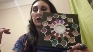 'Review & Swatches of the Zodiac eye shadow palette from BH Cosmetics'