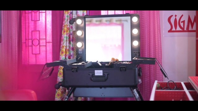 'A summer makeup trailer by SIGMA MAKEUP STUDIO'