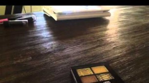 'Bys makeup'