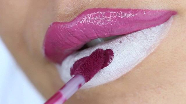 'Lip Transformer: Changing Lipstick Colour Instantly | MUA Cosmetics'