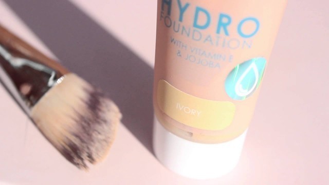 'MUA Cosmetics How to Hydrate Dry Skin'