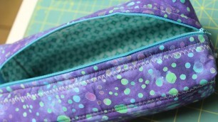 'Zippered Box Pouch Tutorial- How to install a zipper'