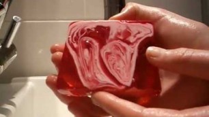 'Bomb Cosmetics Ruby Vegas Soap Review & Demo'