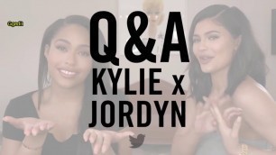 'Q&A con Kylie y Jordyn traducido al español'