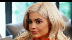 'Kylie Jenner Fake Crying For Kendall Jenner - KUWTK Recap'