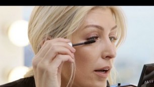 'How To: Smokey Eye Mascara by Bobbi Brown Cosmetics'