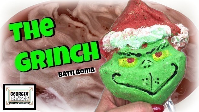 'GEORGIA CHARMS COSMETICS - \"The Grinch\" Christmas Bath Bomb Demo in Jetted Tub *Great Holiday Scent'