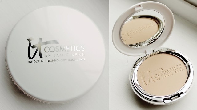 'it Cosmetics Celebration Foundation Illumination Review & Demo'