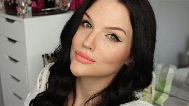 'Fresh Spring Makeup Tutorial | Aveeno BB Cream vs CC Cream'