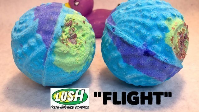 'Lush Cosmetics Japan/UK \'Flight\' bath bomb'