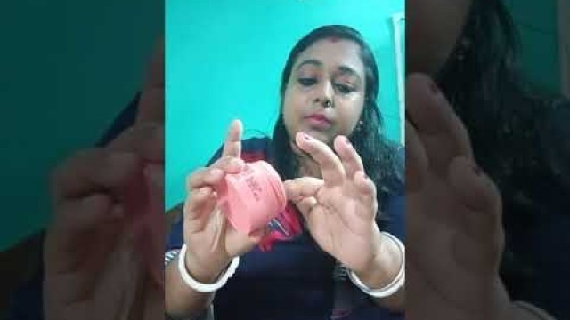 'AMWAY attitude instanourish rich cream demo.'