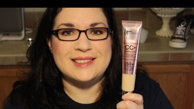 'It Cosmetics CC+ Illumination REVIEW!'