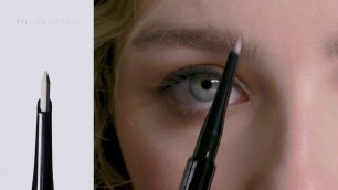 'How To: Strong and Structured Brows | Brow Tutorials | Bobbi Brown Cosmetics'