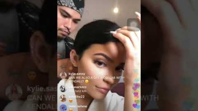 'Kylie Jenner Ignore Jordyn Woods Comment On Live'