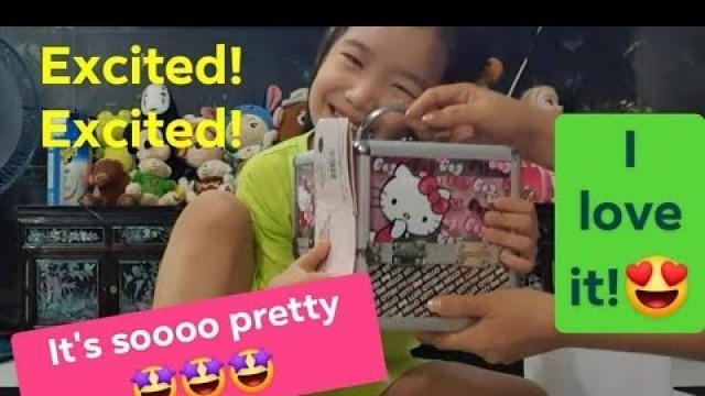 'HELLO KITTY MAKEUP BOX UNBOXING WITH YENA/헬로키티 어린이 메이크업박스'