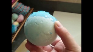 'What\'s in my Bath retro compilation LUSH bath bombs'