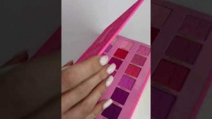 'Jeffree Star Cosmetics Pink Religion - палетка теней'