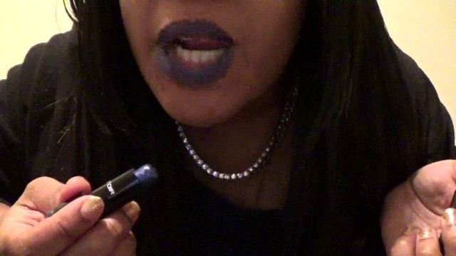 'LAYERS OF LIPSTICK AND GLITTER ASMR KEYSHIA KA\'OIR LIPSTICKS'